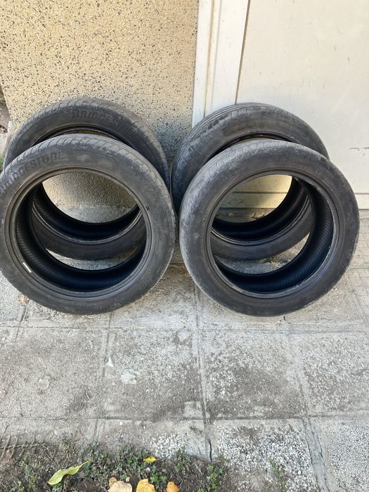 Гуми BRIDGESTONE 225/50/17 - летни