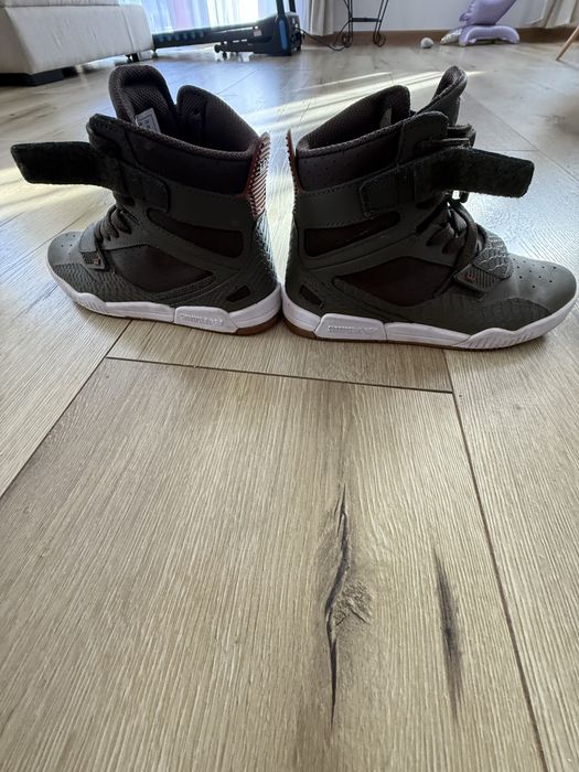 Supra  mid-high de piele Breaker, Verde militar,