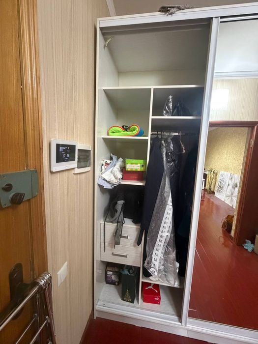 Шкаф Купе в Новом состоянии.