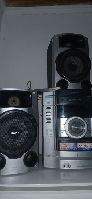Vând combină sony