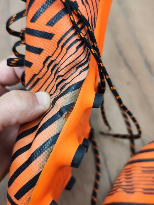 Футболни обувки Adidas Nemeziz