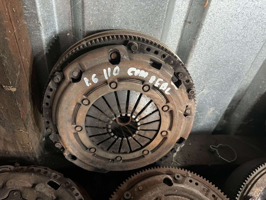 Маховик  за VW Aydi Seat Skoda 1.9 1.6 TDI цена 300 лв