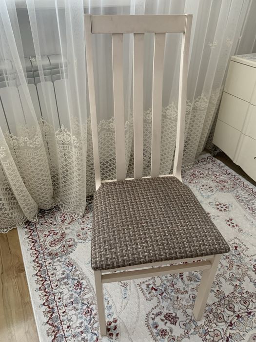 Стол и 6 стульев!