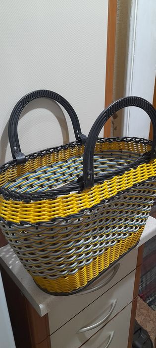Корзина плетёная пластмасовая сделано в ссср