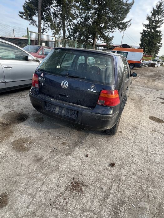 Volkswagen Golf 1.4 НА ЧАСТИ