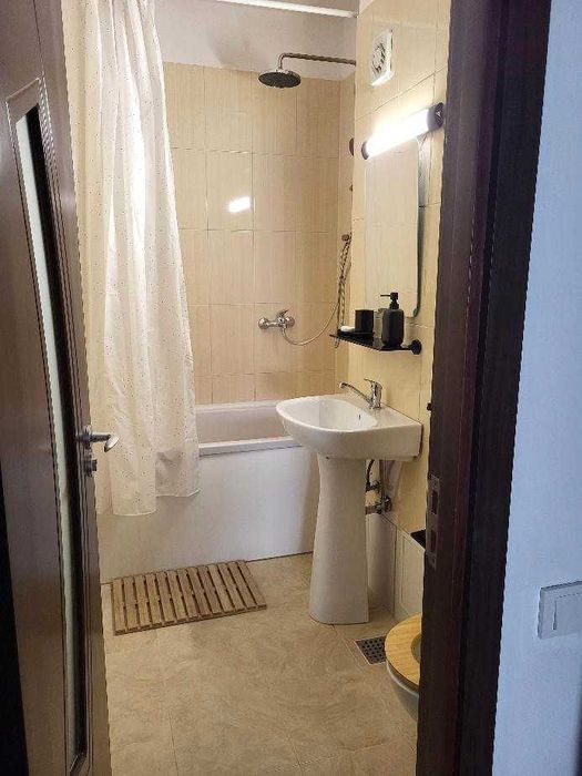 Apartament 2 camere de inchiriat bloc 2010-metrou Aparatorii Patriei