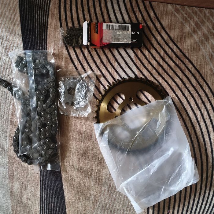 Продам запчасти.