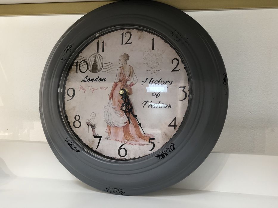 Часы настенные 7000т