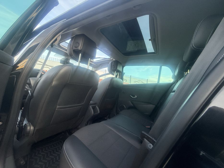 Renault Megane / Gt Line / 2012 / Piele / Navi / Panorama /