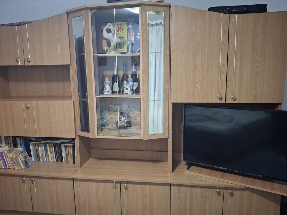 Mobila living , cuier hol + sifonier, servanta, coltar bucatarie