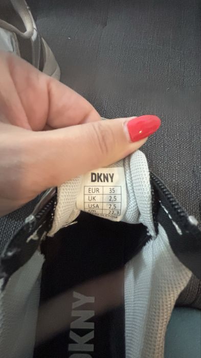 Оригинални DKNY 35 номер