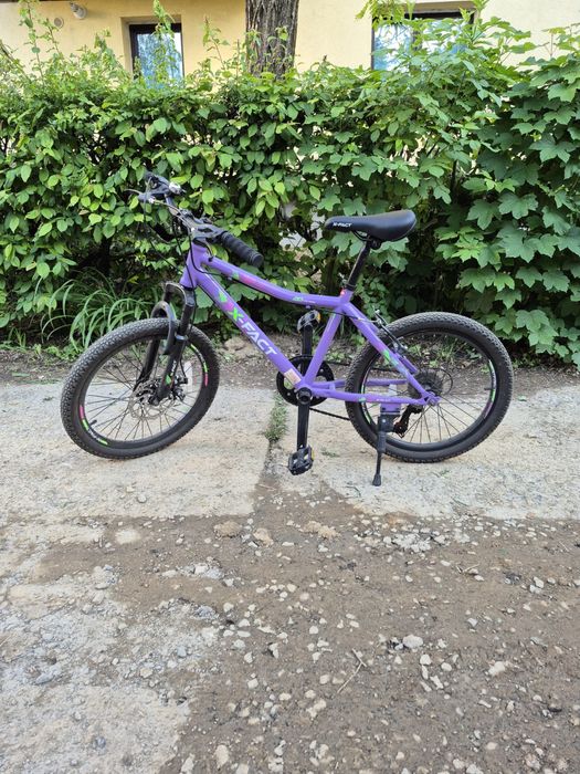Vand bicicleta fetita in stare foarte buna
