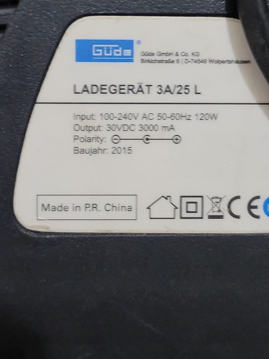 Incarcator  ladegerat 3a 25l de 30 v