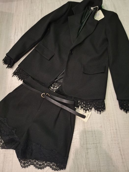 Комплект с дантела!