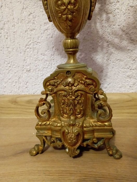 Комплект от два големи масивни бронзови свещника - свещник