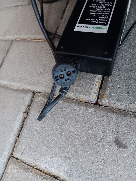 Incarcator bicicleta electrica