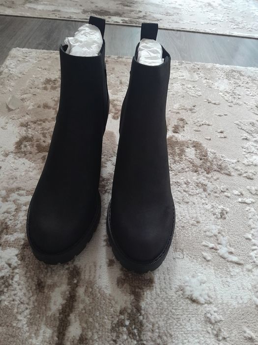 Ghete damă Only..