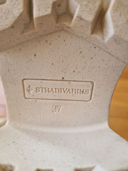 Боти Stradivarius на нисък дебел ток 37 номер