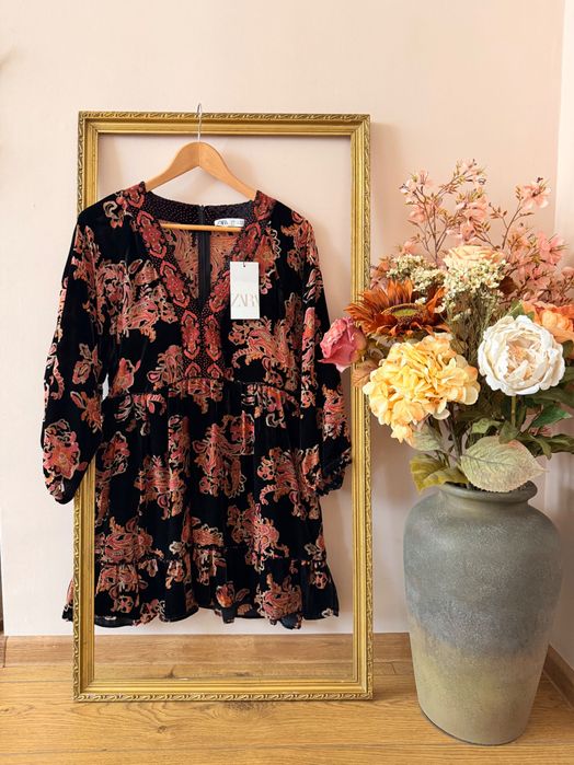 ZARA, H&M, ONLY, ESPRIT Нови официални и елегантни рокли