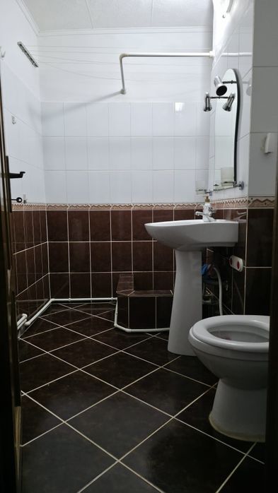 Apartament cu 2 camere de închiriat
