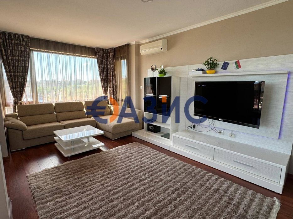 Продава се Тристаен апартамент в Свети Влас - 179 кв.м за 627 €/кв.м - Снимка #1