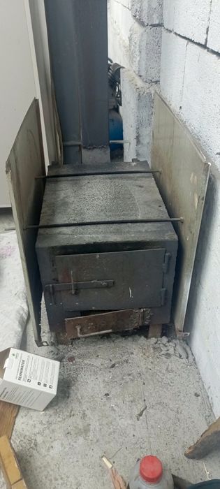 Печь буржуйка на дровах