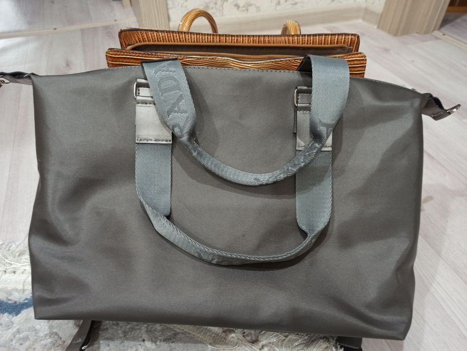 Женские сумки разные