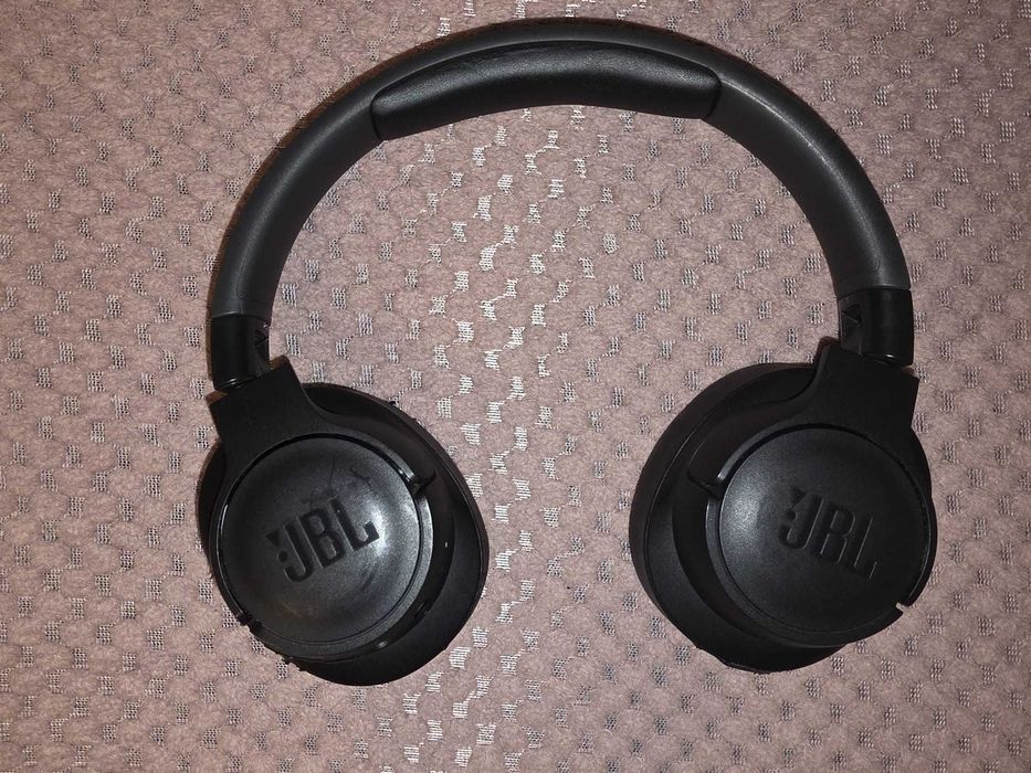 Casti JBL Tune 720 BT
