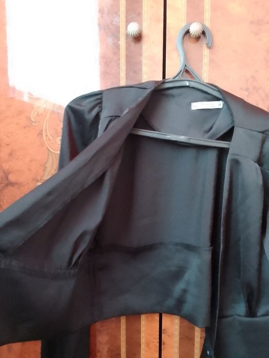 Атласная кофта на вечер