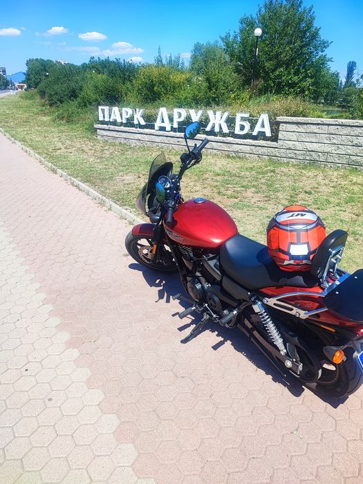 Харли Дейвидсън 750