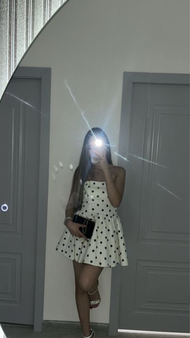 Платье почти новое, 1 раз надето