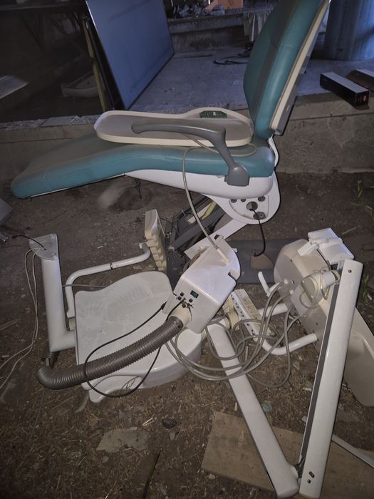 Стоматологическое кресло.