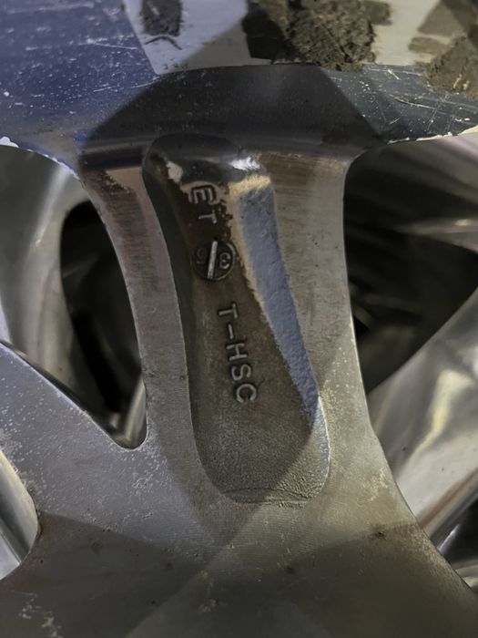 Диски Racing Wheels H-182