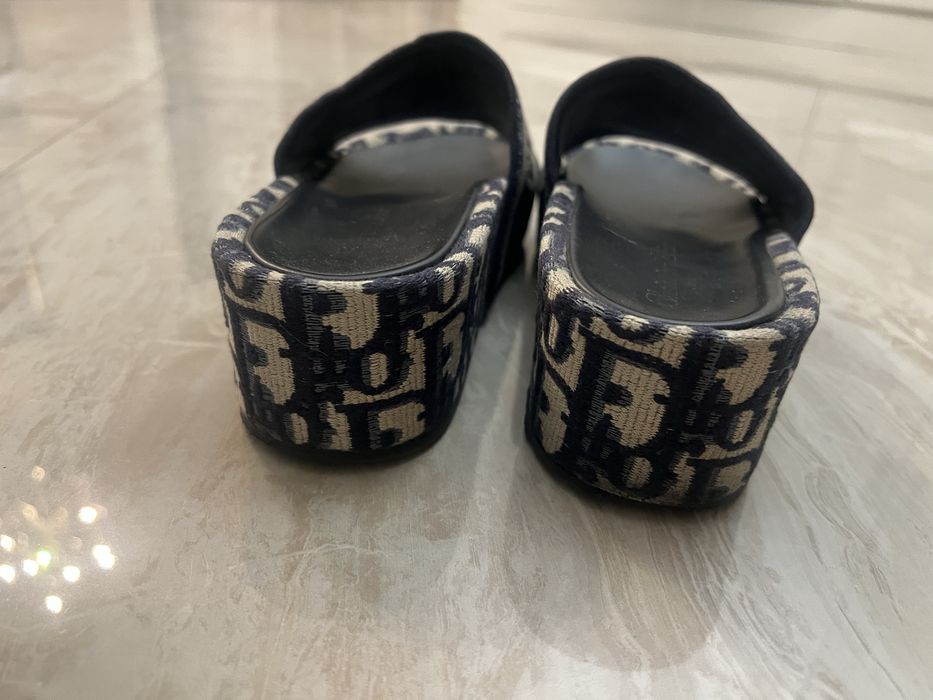 Шлепки женские . Диор оригинал