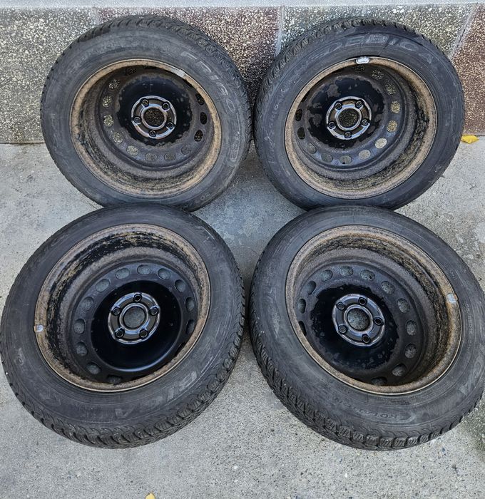 Cauciucuri M+S + jante pe 16