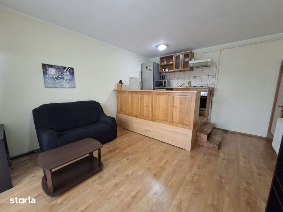Apartament de inchiriat | 2 camere | Decomandat | Etaj 2 | Cartier Șt