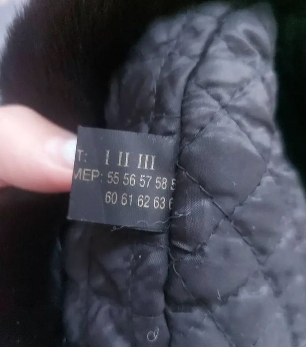 Продам норковую шапку как новая