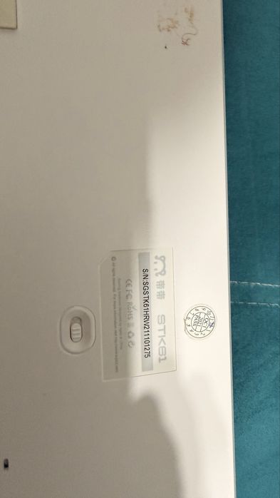 Продам клавиатуру