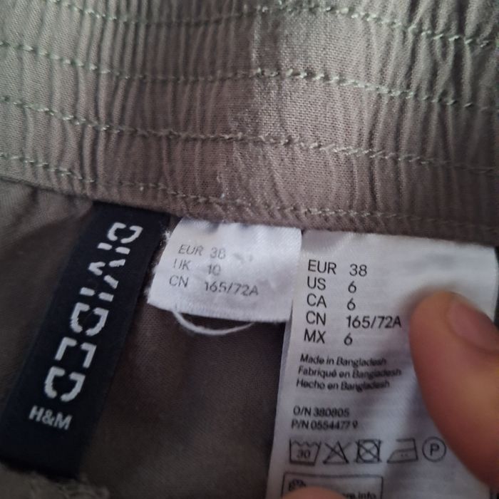 Pantaloni H&M Divided mărimea 38 si tricou O'Neill mărimea L
