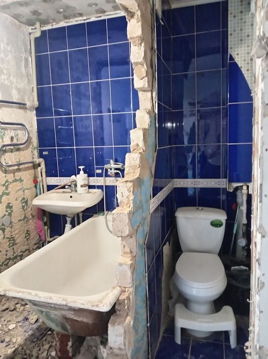 Отдам б/у белый кирпич