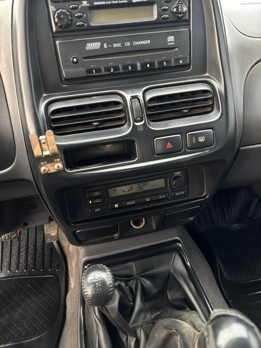 Nissan Navara D22 2005 4X4 Cuplaj Mare Mic 2.5 Diesel 133 CP Clima