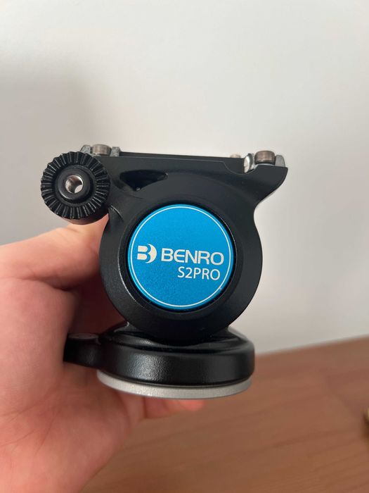 Benro S2PRO Cap Video Sarcina Maxima 2.5 kg (suportul plăcii rupt)
