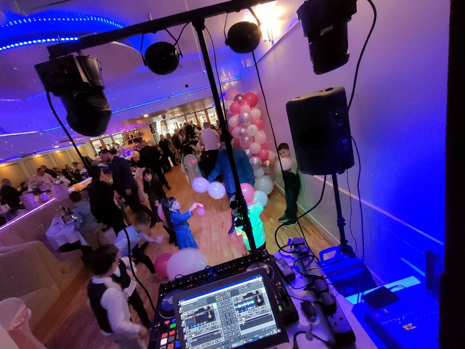 Dj Evenimente Botez , Nunta , Aniversari