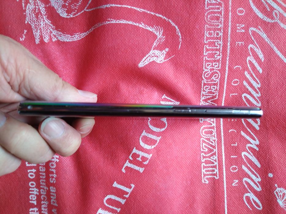 Продаю Samsung Note 10 на запчасти
