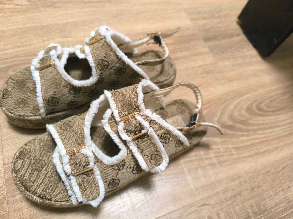 Дамски обувки Gucci, Guess, Prada и тн 39 и 40 номер