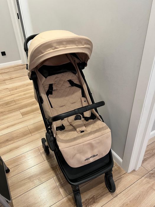 Продам коляску Easywalker Jackey