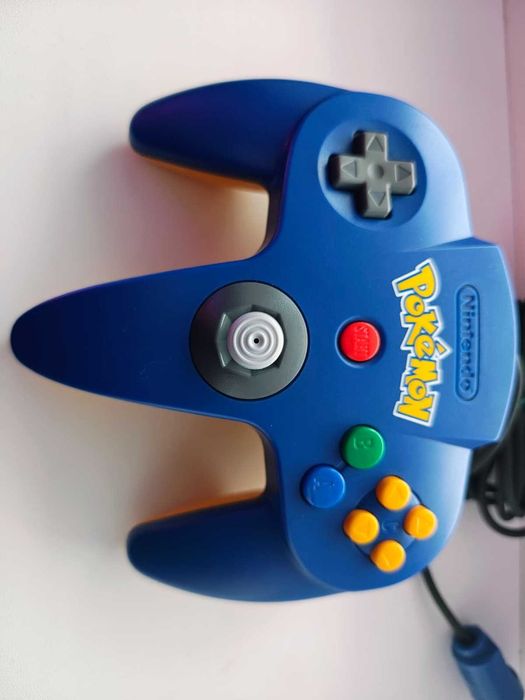 Nintendo 64 Pikachu Edition N64 Complete in box