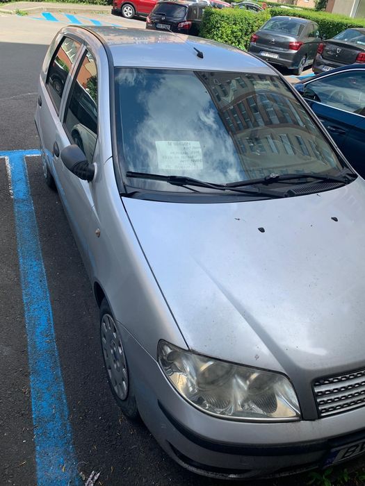 Fiat Punto 2008 • 68.300 km reali • 5 uși • 3.200 € negociabil