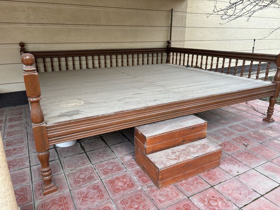 Тапчан на продажу срочно!!