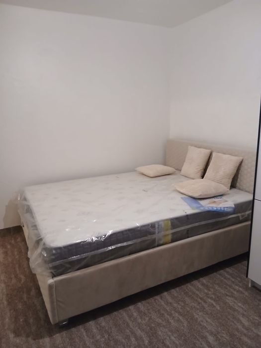 Apartament de închiriat